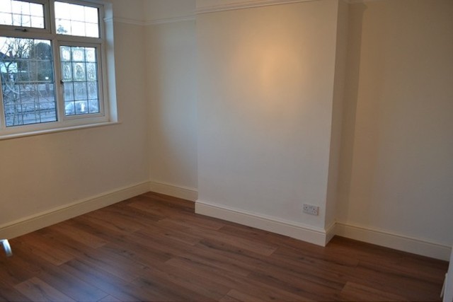  Image of 3 bedroom Detached house to rent in Kingfisher Avenue London E11 at Kingfisher Avenue  Wanstead, E11 2HT