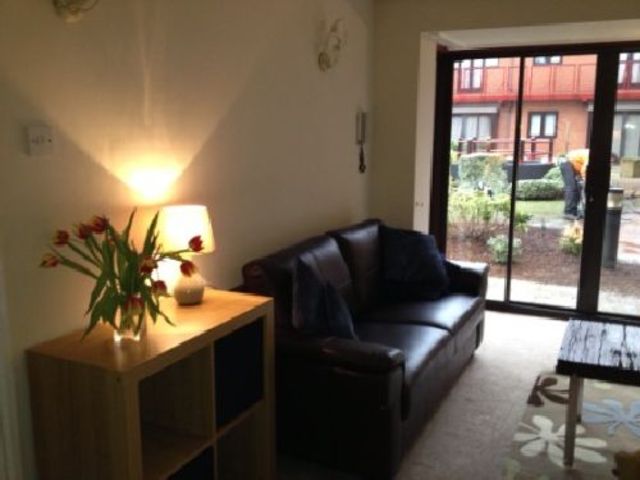  Image of 1 bedroom House Share to rent in Cox Street Birmingham B3 at West Midlands B3 1RD City, B3 1RD