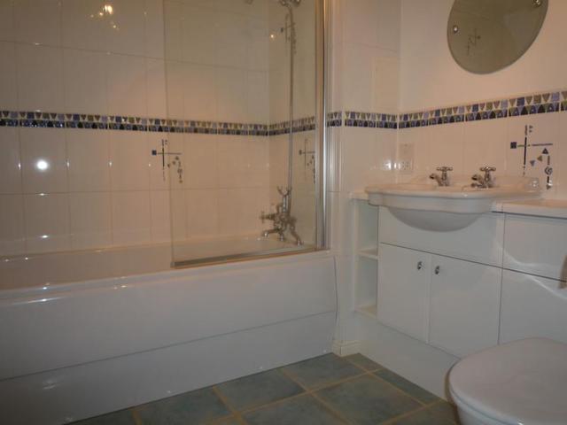  Image of 2 bedroom Flat to rent in King