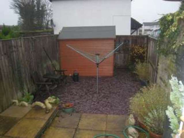  Image of 2 bedroom Terraced house to rent in Kings Meadow Close Wetherby LS22 at Wetherby LS22 Wetherby, LS22 7FU