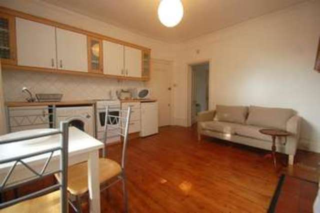  Image of 1 bedroom Apartment to rent in Kingston Road London SW19 at Wimbledon, SW19 3NW