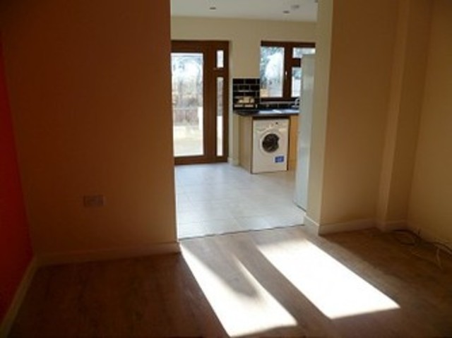  Image of 4 bedroom Detached house to rent in Kitchener Road London E7 at Kitchener Road  Forest Gate, E7 8JL