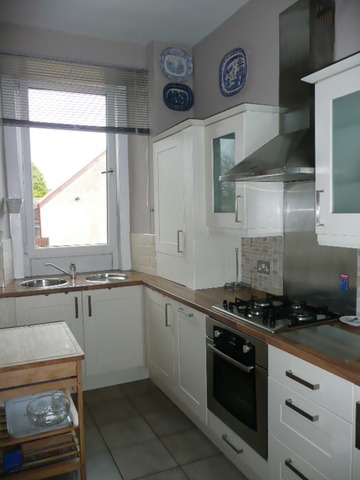  Image of 1 bedroom Flat to rent in Knapdale Street Glasgow G22 at Lambhill Glasgow Glasgow, G22 6PN