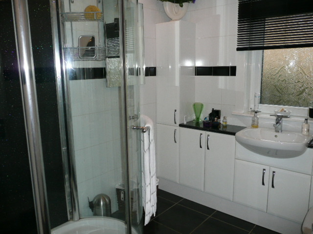  Image of 1 bedroom Flat to rent in Knapdale Street Glasgow G22 at Lambhill Glasgow Glasgow, G22 6PN