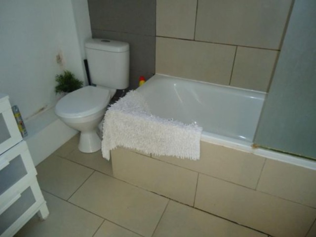  Image of 3 bedroom Flat to rent in Kynaston Road London N16 at Kynaston Road  Stoke Newington, N16 0EU
