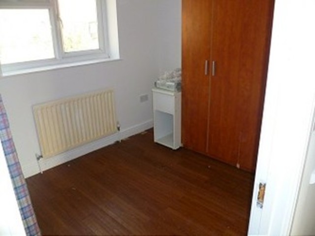  Image of 3 bedroom Detached house to rent in Ladysmith Road London E16 at Ladysmith Road  Plaistow, E16 4NR