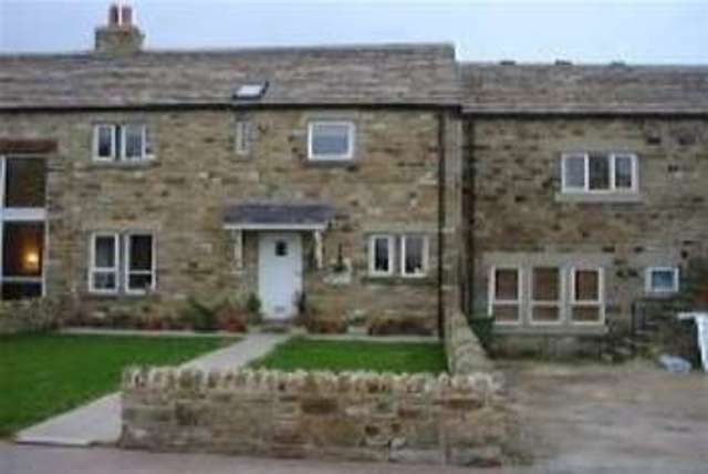  Image of 3 bedroom Detached house to rent in Reservoir Farm Court Ferry Top Lane Wintersett Wakefield WF4 at Wakefield, WF4 2EB