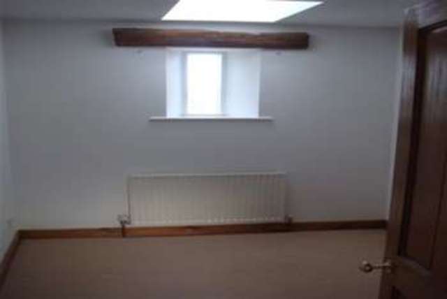  Image of 3 bedroom Detached house to rent in Reservoir Farm Court Ferry Top Lane Wintersett Wakefield WF4 at Wakefield, WF4 2EB
