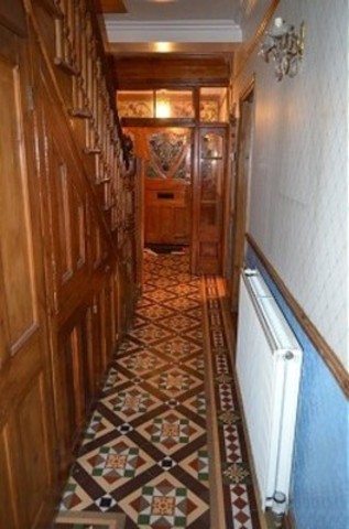  Image of 5 bedroom Detached house to rent in Lakeside Road London N13 at Lakeside Road  Palmers Green, N13 4PS