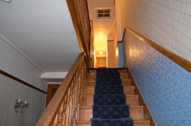  Image of 5 bedroom Detached house to rent in Lakeside Road London N13 at Lakeside Road  Palmers Green, N13 4PS