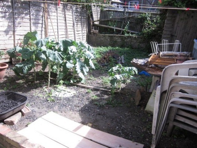  Image of 3 bedroom Terraced house for sale in Lealand Road London N15 at Lealand Rd  London, N15 6JS