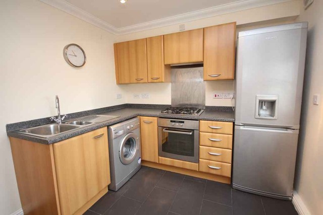  Image of 2 bedroom Flat to rent in Leyland Road Bathgate EH48 at Bathgate West Lothian West Lothian, EH48 2UA