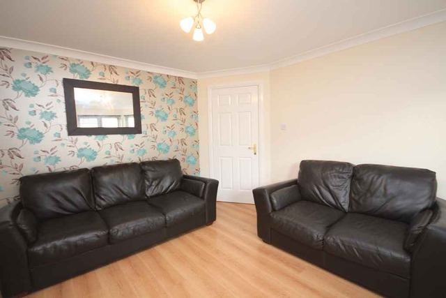  Image of 2 bedroom Flat to rent in Leyland Road Bathgate EH48 at Bathgate West Lothian West Lothian, EH48 2UA