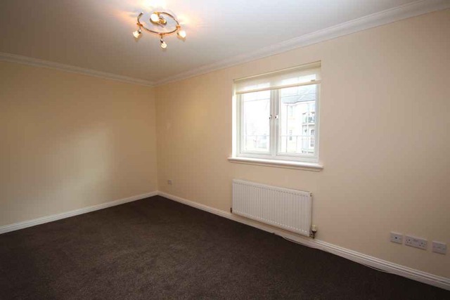  Image of 2 bedroom Flat to rent in Leyland Road Bathgate EH48 at Bathgate West Lothian West Lothian, EH48 2UA
