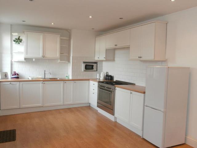  Image of 2 bedroom Semi-Detached house to rent in Linden Avenue Stirling FK7 at Stirling Town Stirling Stirling, FK7 7PS