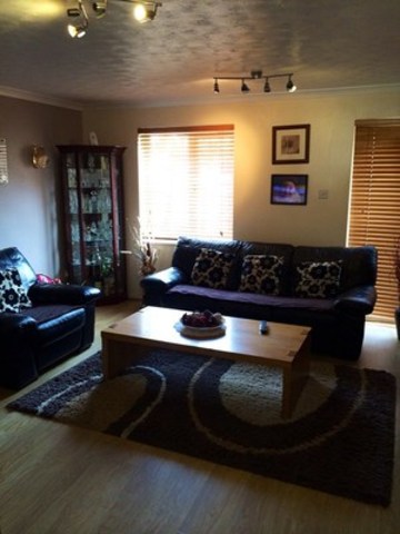 Image of 3 bedroom End of Terrace to rent in Linton Gardens London E6 at LINTON GARDENS  BECTON, E6 5SQ