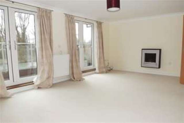 Image of 5 bedroom Detached house to rent in Skipper Way Little Paxton St. Neots PE19 at St. Neots, PE19 6LT