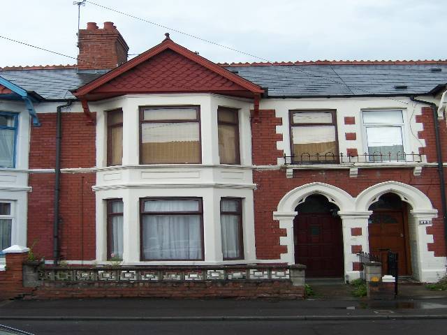  Image of 2 bedroom Flat to rent in Llanishen Street Heath Cardiff CF14 at Heath Cardiff Roath, CF14 3QD