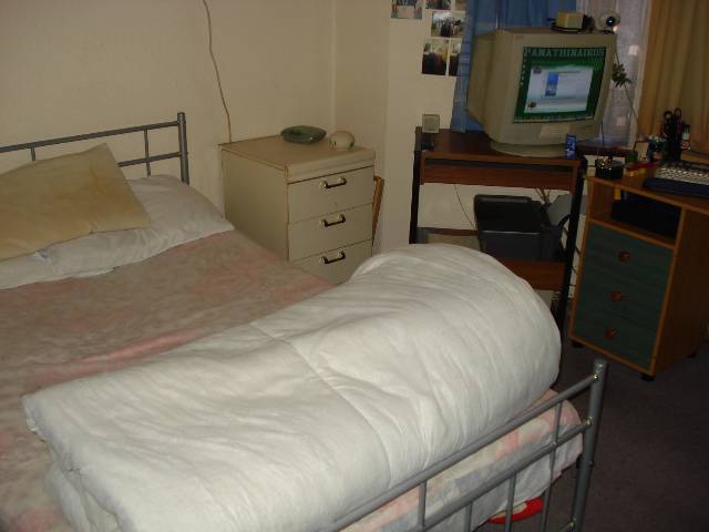  Image of 2 bedroom Flat to rent in Llanishen Street Heath Cardiff CF14 at Heath Cardiff Roath, CF14 3QD