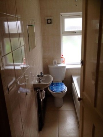  Image of 2 bedroom Terraced house to rent in Lodge Avenue Dagenham RM9 at LODGE AVENUE  DAGENHAM, RM9 4QU