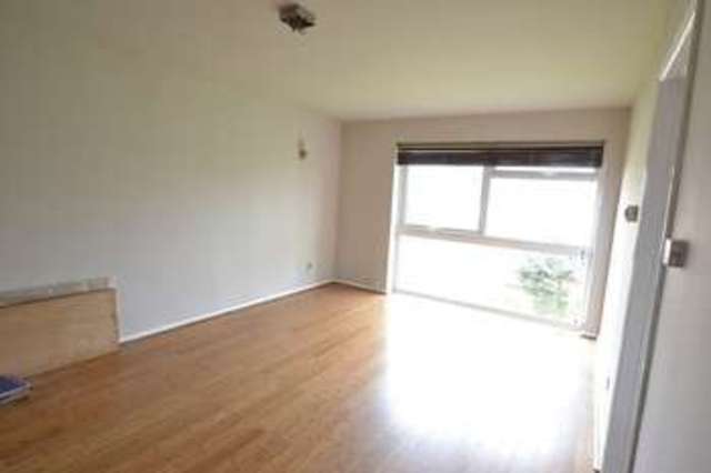  Image of 1 bedroom Flat to rent in London Lane Bromley BR1 at London Lane  Bromley, BR1 4HX