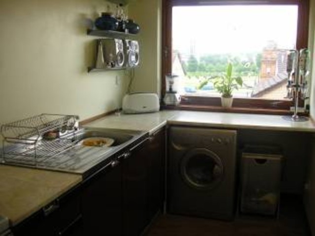  Image of 1 bedroom Flat to rent in London Road Glasgow G40 at Glasgow Green Glasgow Glasgow, G40 1PN