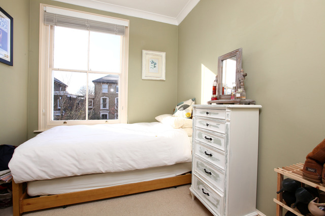  Image of 2 bedroom Apartment for sale in Manor Avenue London SE4 at London  Brockley, SE4 1TD