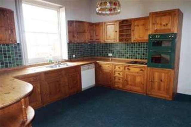  Image of 4 bedroom Detached house to rent in Long Melford Sudbury CO10 at Sudbury, CO10 9HS