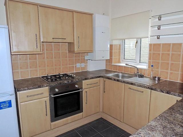  Image of 1 bedroom Ground Flat to rent in Lordship Lane London SE22 at East Dulwich, SE22 8JF