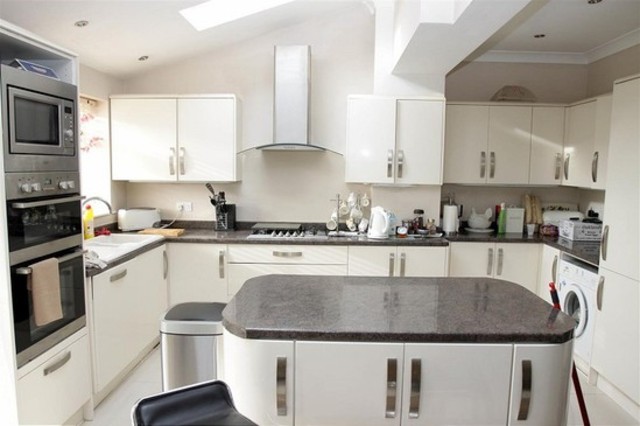 Image of 3 bedroom Semi-Detached house for sale in Lordship Lane London N17 at Lordship Lane  London, N17 6AA