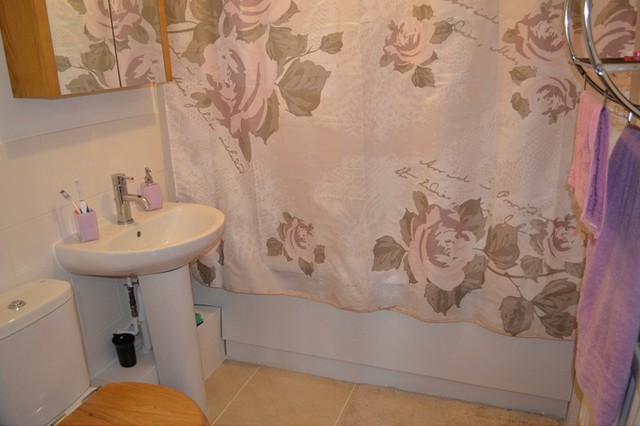  Image of 2 bedroom Flat to rent in Medici Close Chadwell Heath Romford IG3 at Lorenzo House Medici Close Ilford, IG3 8FF