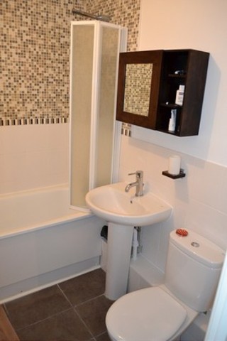  Image of 1 bedroom Flat to rent in Medici Close Chadwell Heath Romford IG3 at Lorenzo House Medici Close Goodmayes, IG3 8FF