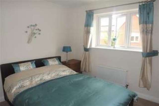  Image of 4 bedroom Detached house to rent in Hull Way St. Neots PE19 at St. Neots, PE19 6GS