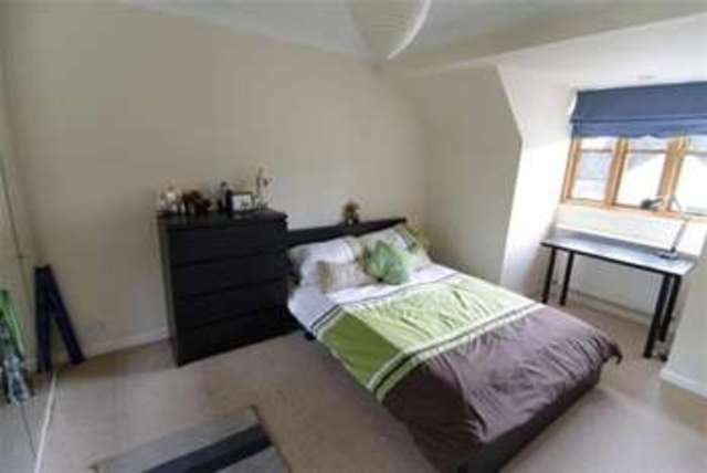  Image of 1 bedroom Property to rent in St. Christophers Court Lower Road Chorleywood Rickmansworth WD3 at Rickmansworth, WD3 5JZ