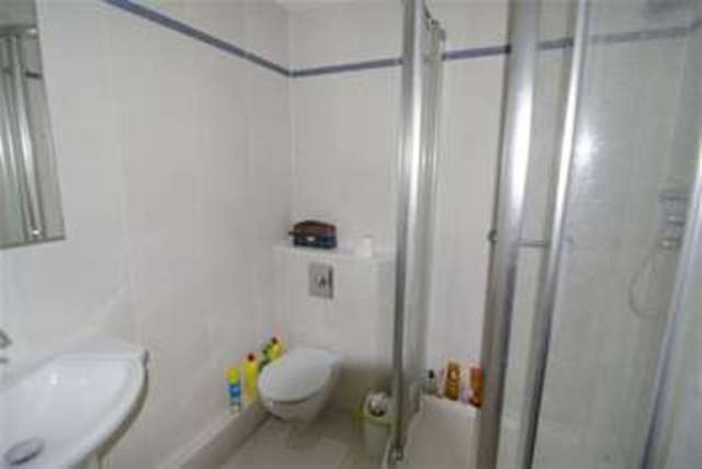  Image of 1 bedroom Property to rent in St. Christophers Court Lower Road Chorleywood Rickmansworth WD3 at Rickmansworth, WD3 5JZ