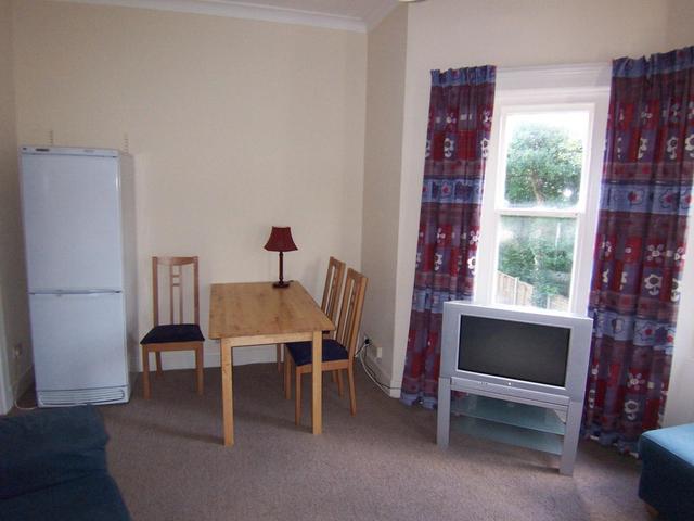  Image of 1 bedroom Flat to rent in Madeira Road Bournemouth BH1 at 20 Madeira Road  Bournemouth, BH1 1QG