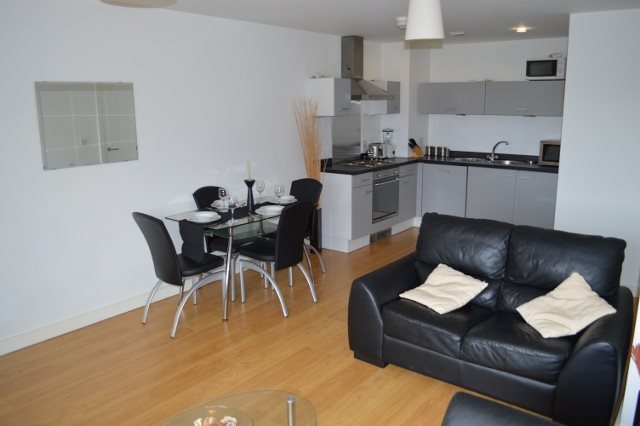  Image of 1 bedroom Flat to rent in Broadway Salford M50 at 52 Braodway Salford Salford, M50 2UD