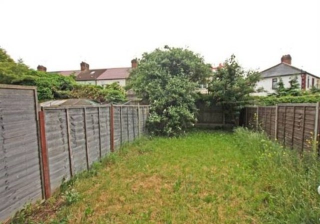  Image of 3 bedroom Terraced house for sale in Garvary Road London E16 at Manchester Court Garvary Road Docklands, E16 3GZ