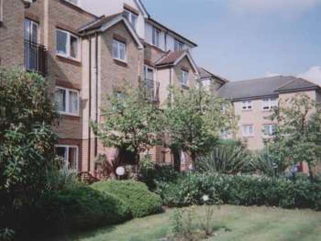  Image of 1 bedroom Retirement Property for sale in Cranley Gardens Wallington SM6 at Cranley Gardens  Wallington, SM6 9PG