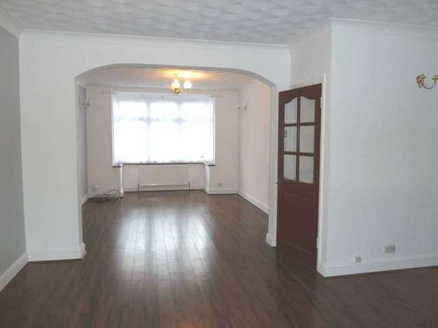  Image of 3 bedroom Terraced house to rent in Marlborough Road Romford RM7 at Marlborough Road  Romford, RM7 8AL