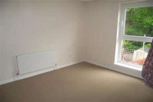  Image of 3 bedroom Detached house to rent in Matheson Road Southampton SO16 at Southampton, SO16 8GR