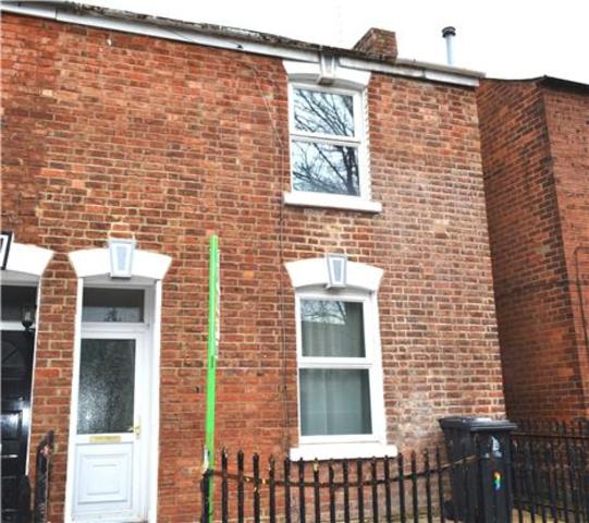  Image of 3 bedroom Terraced house to rent in Matson Place Gloucester GL1 at Gloucester, GL1 4PL
