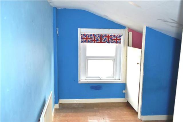  Image of 3 bedroom Terraced house to rent in Matson Place Gloucester GL1 at Gloucester, GL1 4PL