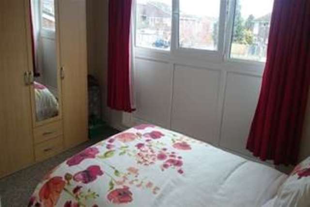  Image of 2 bedroom Detached house to rent in Medway Road Ferndown BH22 at Ferndown, BH22 8UU