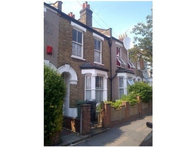  Image of 4 bedroom Terraced house to rent in Melbourne Road London E17 at Melbourne Road  Walthamstow, E17 6LR