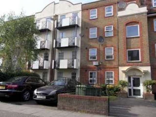  Image of 1 bedroom Apartment to rent in Memorial Avenue London E15 at Memorial Avenue  West Ham, E15 3BT