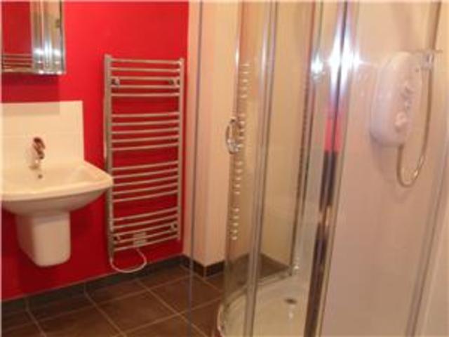  Image of 1 bedroom Flat to rent in Menzies Road Aberdeen AB11 at Torry Aberdeen Aberdeen, AB11 9AT