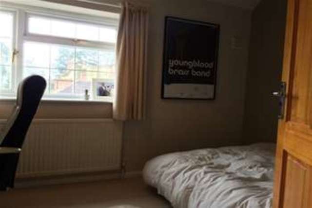  Image of 3 bedroom Detached house to rent in Meriton Road Handforth Wilmslow SK9 at Wilmslow, SK9 3HD