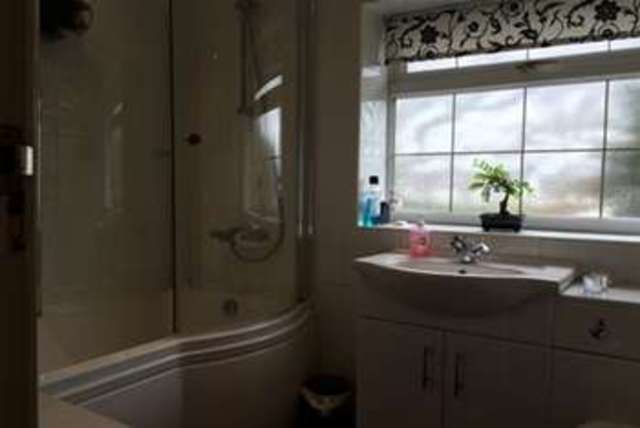  Image of 3 bedroom Detached house to rent in Meriton Road Handforth Wilmslow SK9 at Wilmslow, SK9 3HD