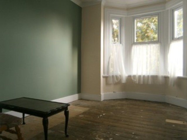 Image of 2 bedroom Flat to rent in Mitcham Road London E6 at Micham Road  East Ham, E6 3NF